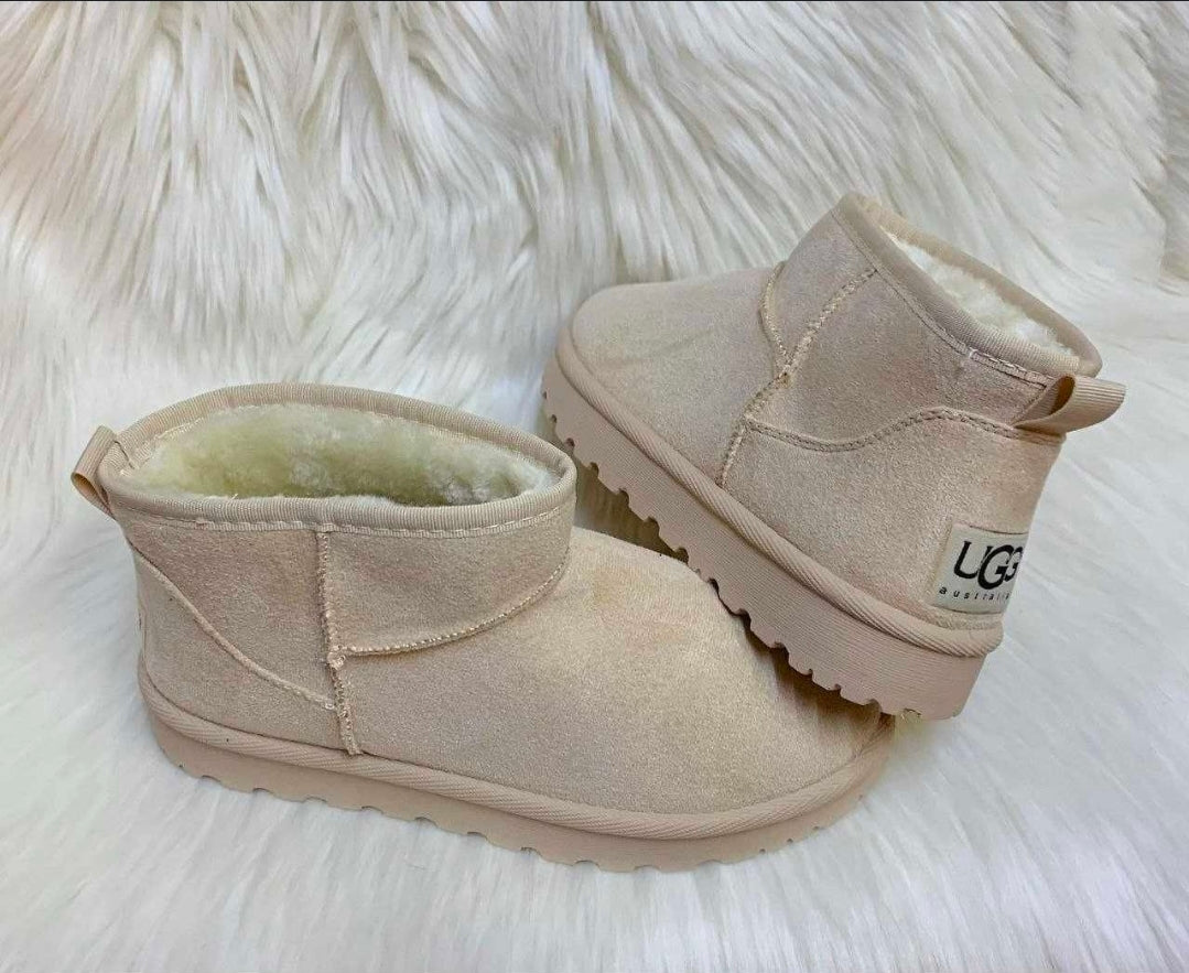 A UGG Mini +Verificare Colet Gratis