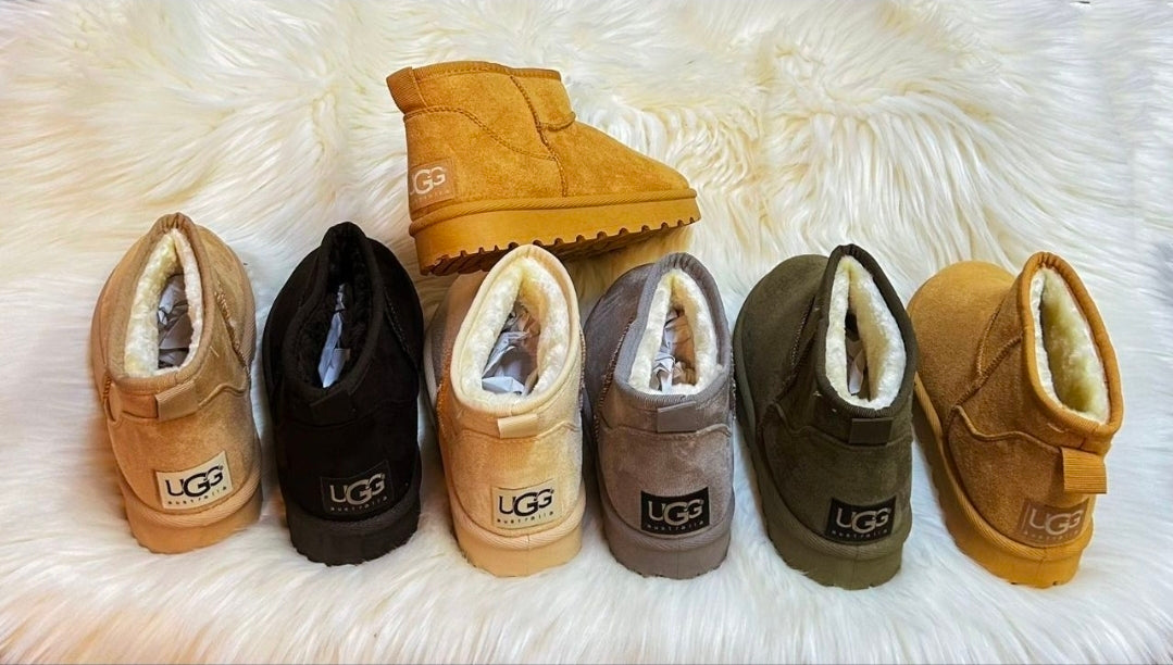 A UGG Mini +Verificare Colet Gratis