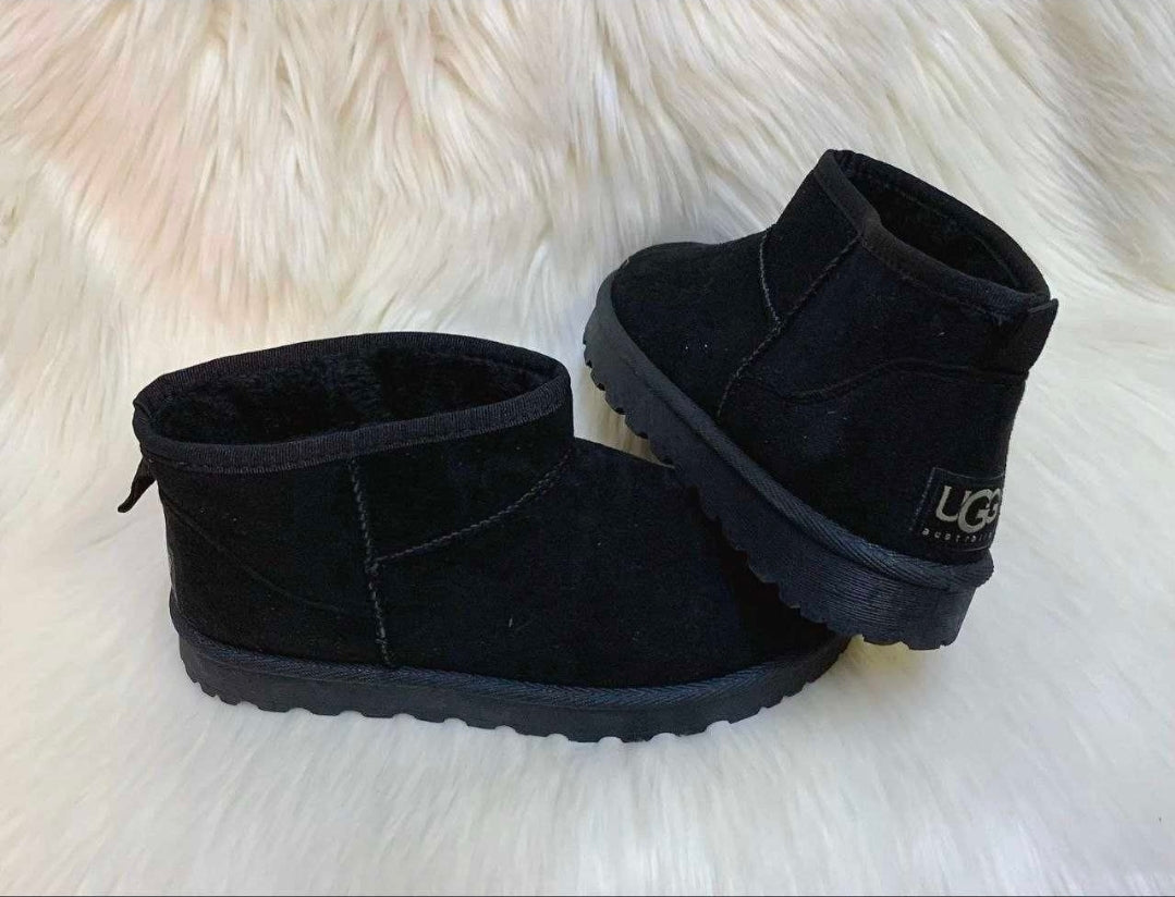 A UGG Mini +Verificare Colet Gratis