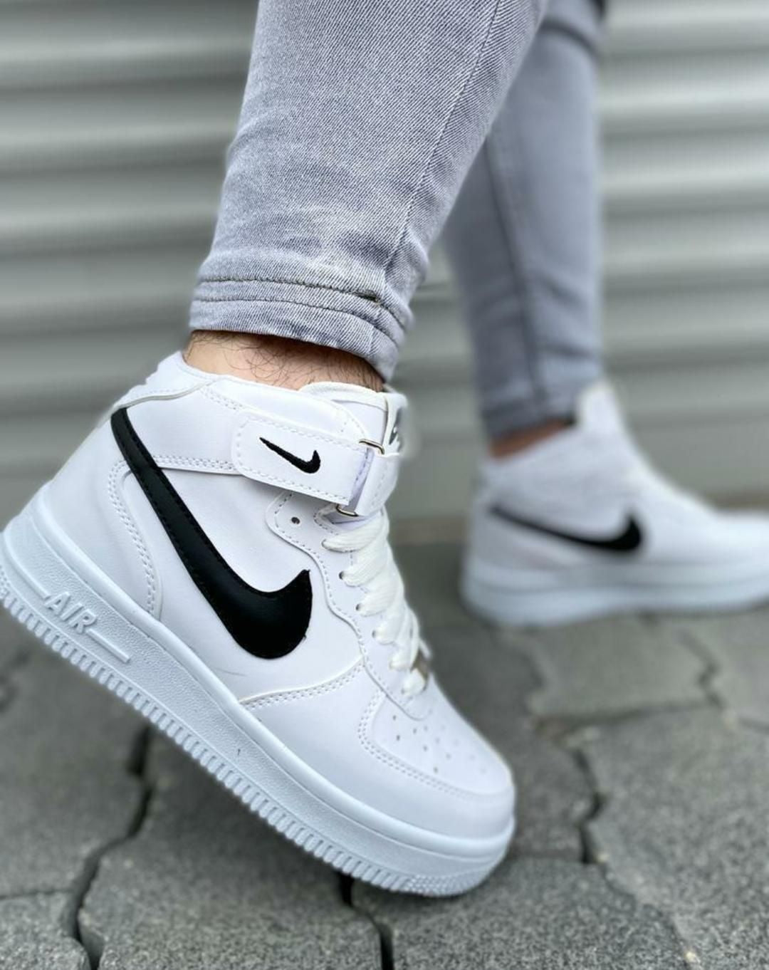 AF-1 Gheata Alb Negru